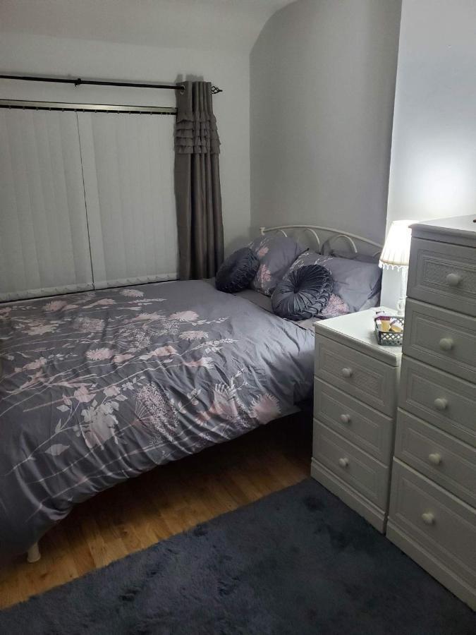 Minimum Stay Two Nights Larne Exterior foto