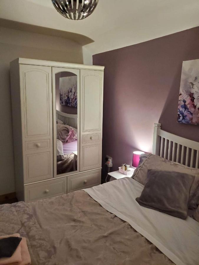 Minimum Stay Two Nights Larne Exterior foto